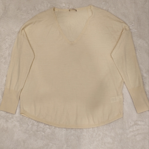 HEMISPHERE Sz Large 100% Wool Pale Yellow Women's V-Neck Sheer Top Sweater - Picture 6 of 9